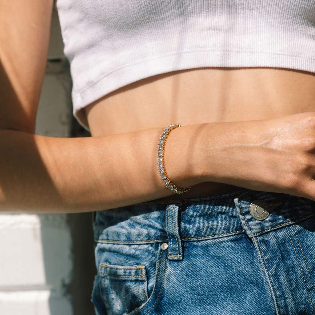Round Cut Tennis Bracelet in Yellow Gold - 5mm