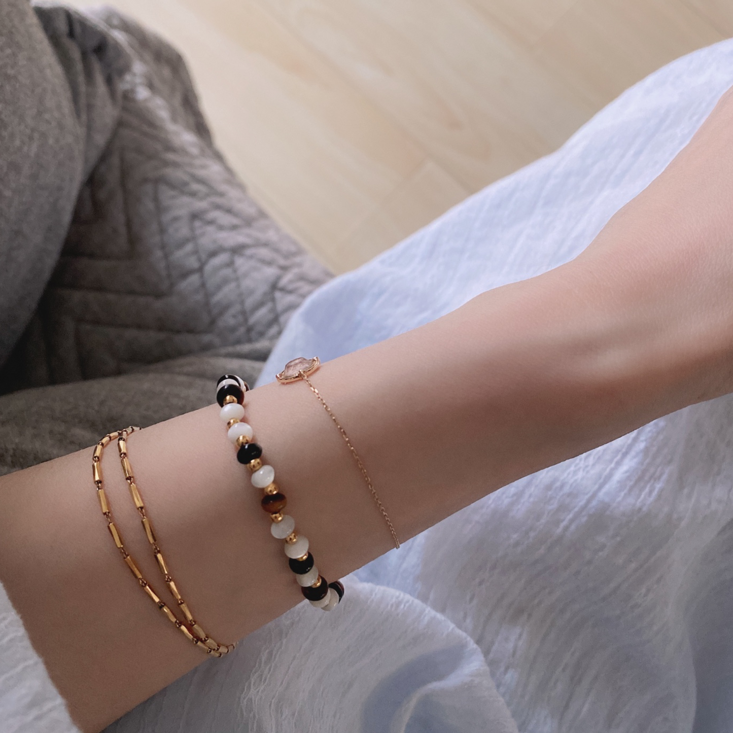 Natural White Mother-Of-Pearl Tiger'S Eye And Black Agate Beaded Bracelet,925 Silver,18k Yellow Gold Plated